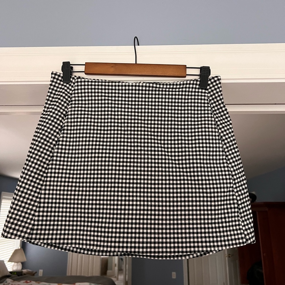 URBAN OUTFITTERS SKIRT